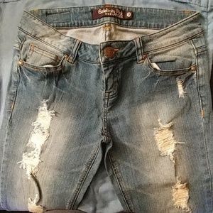Distressed Jeans.. Capri